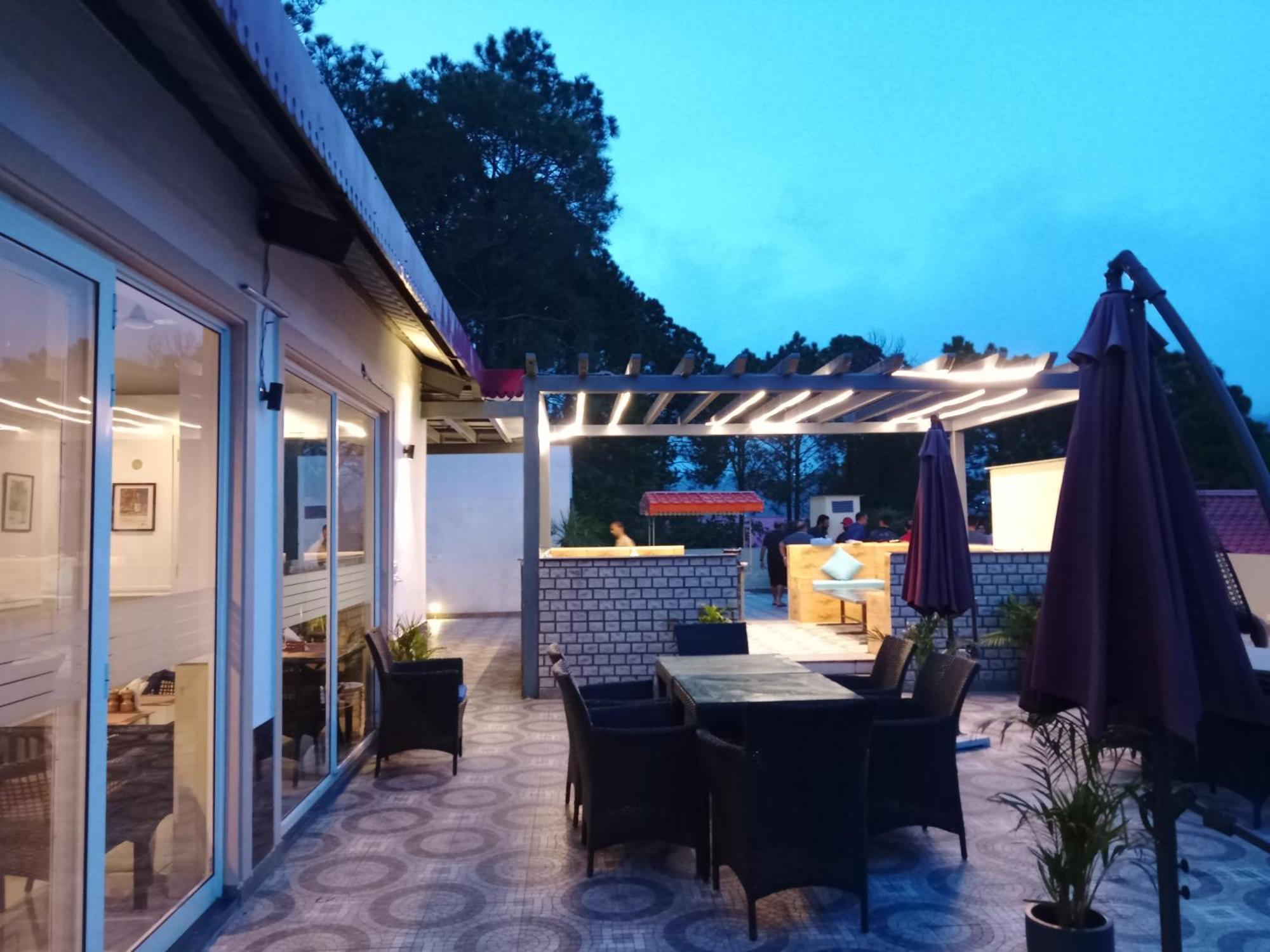 Pine Maderas By Embrace Apartment Kasauli Exterior photo